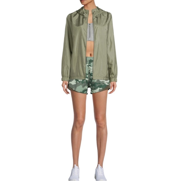 Camo Shorts - Picture 2 of 11